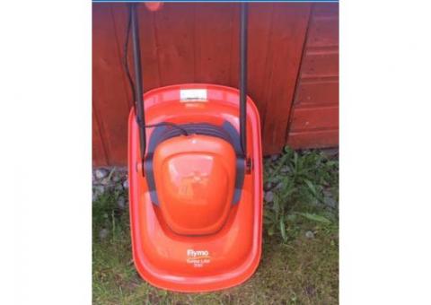 Flymo Turbo Lite 330