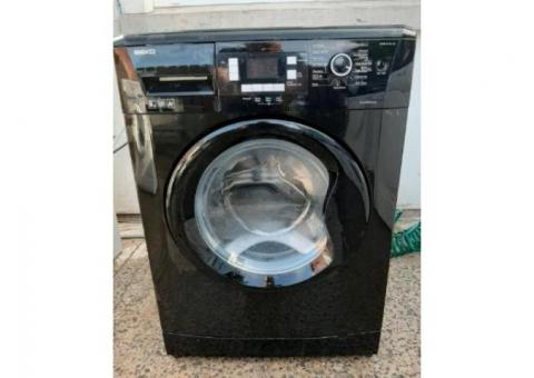 Black 8kg Beko Washing Machine