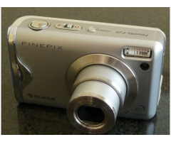 Fuji Finepix F20 6M pixel compact camera with 3x optical zoom.
