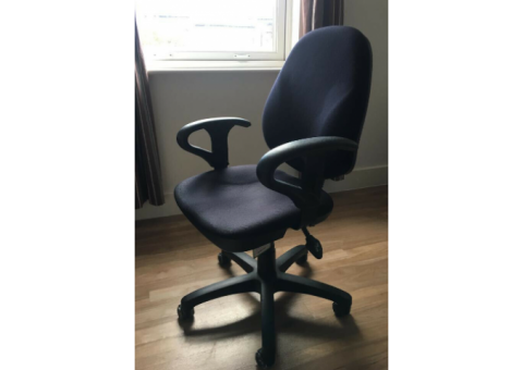 Like New Office Chair